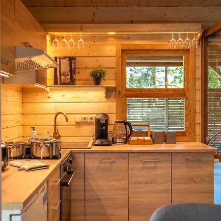 Сasa de vacaciones Magic Tiny House By A Private