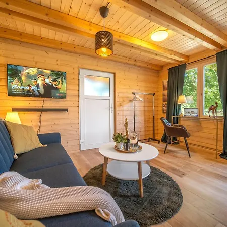 Сasa de vacaciones Magic Tiny House By A Private Rehenice