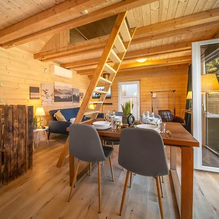 Magic Tiny House By A Private Сasa de vacaciones *